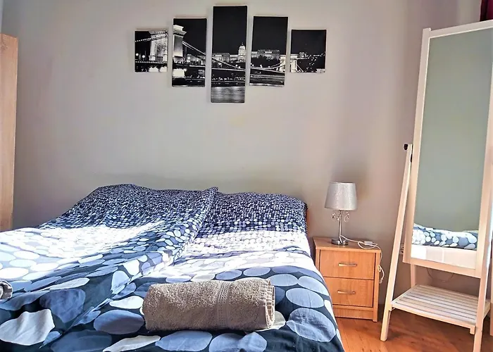 アパートホテル Aurora *