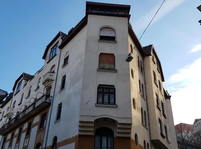 Aurora Hotel de apartamente